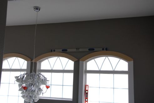 Leveling the arch window trim